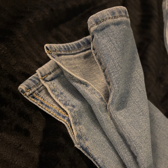 Levi's Denim High Rise Slim Fir Jeans - Picture 3 of 13